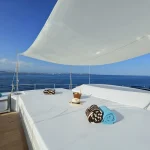 arcana 110 yacht rental dubai (7)