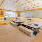 capri 100 yacht rental dubai 12