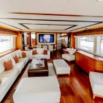 caprice 100 yacht rental dubai (1)