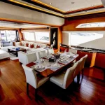 caprice 100 yacht rental dubai (3)
