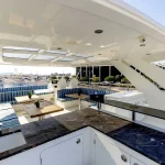 caprice 100 yacht rental dubai (8)