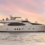 helios 95 yacht rental dubai (8)