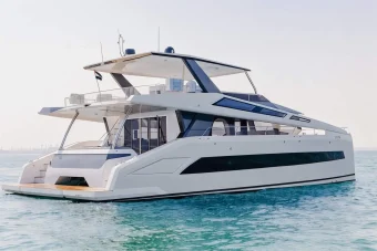 indigo 90 yacht rental dubai (23)
