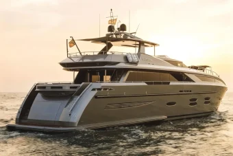 SHADOW 130