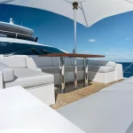 silver tide 95 yacht rental dubai (13)