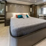 silver tide 95 yacht rental dubai (17)