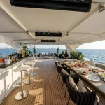 tanya 120 yacht rental dubai (7)